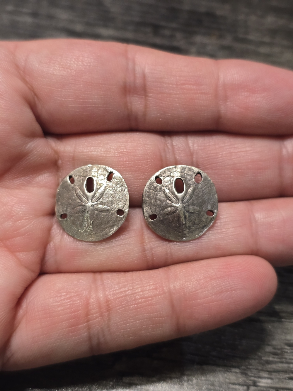 James Avery Silver Sand Dollar Stud Earrings